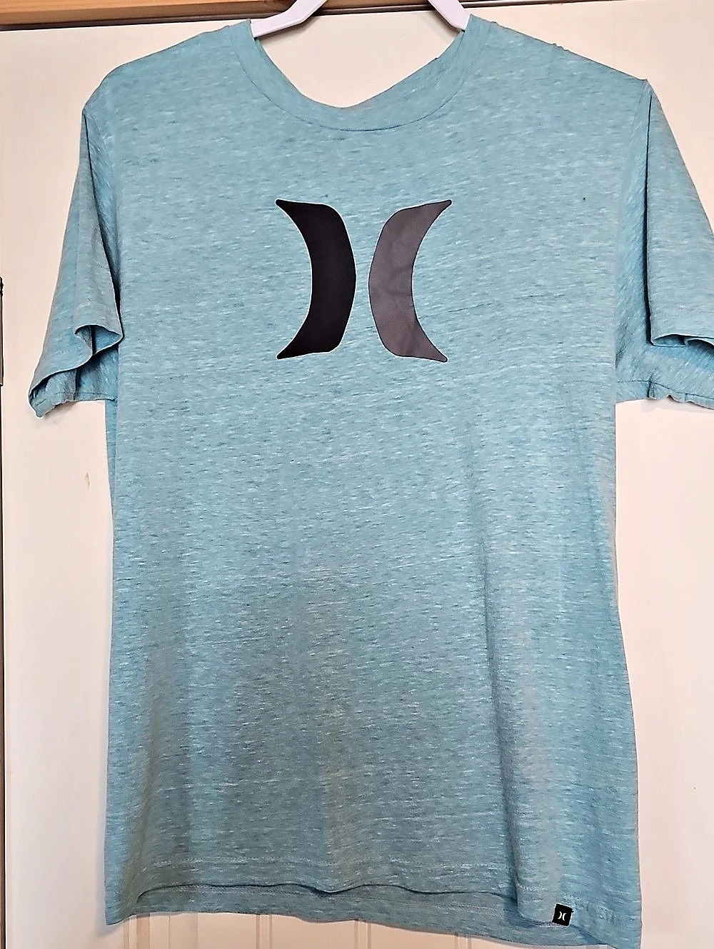 Hurley Men'Small Short Sleeve Logo Tee Size Small Like New